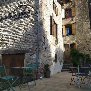 la-tour-mandot.hotels-rhonealpes.com/